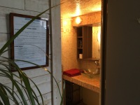 Loft — Loft - La salle d'eau, côté lavabo Loft — Loft - La salle d'eau, côté lavabo