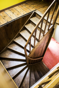 escalier donnant au premier étage escalier donnant au premier étage