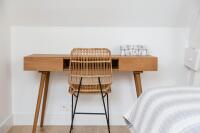 Le bureau de la chambre Le bureau de la chambre