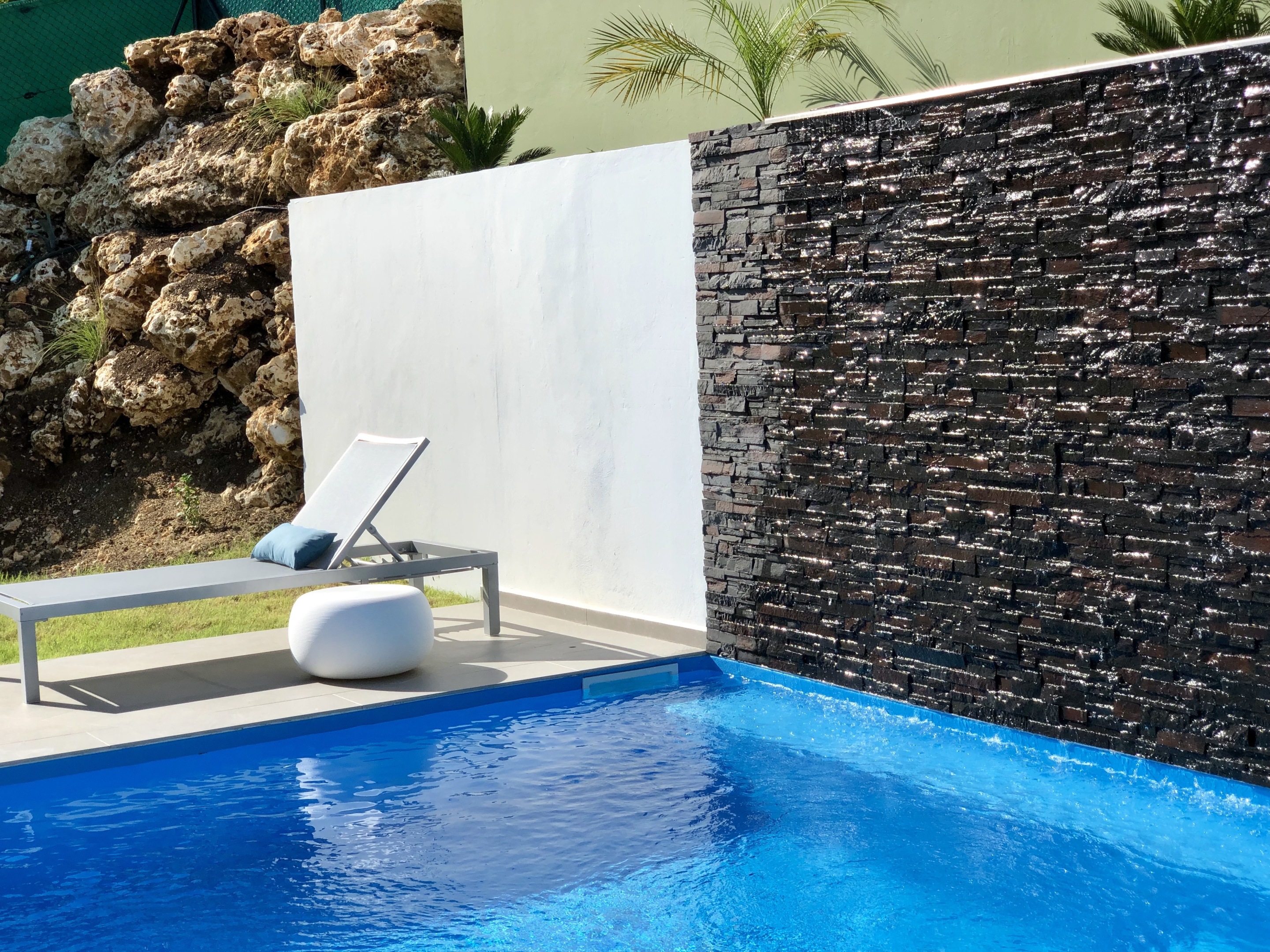 Piscine privée pour chaque villa. Piscine privée pour chaque villa.