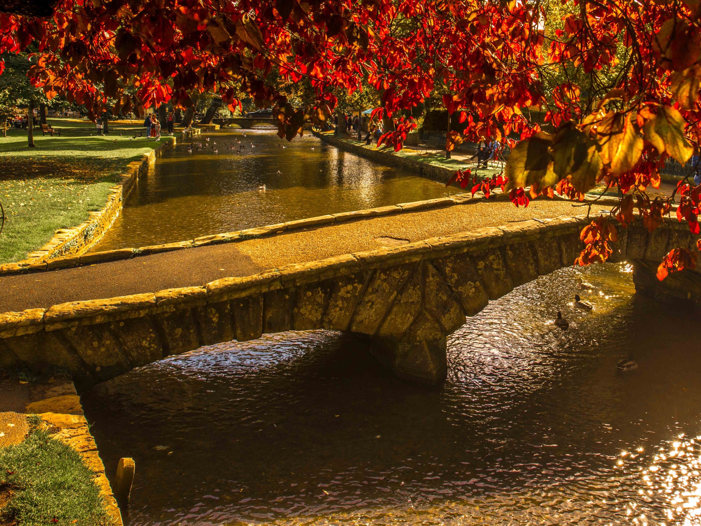 BOURTON ON THE WATER BOURTON ON THE WATER