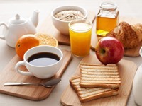 Petit-déjeuner continental / Continental breakfast