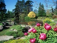The Botanical Gardens (1.1 miles)
