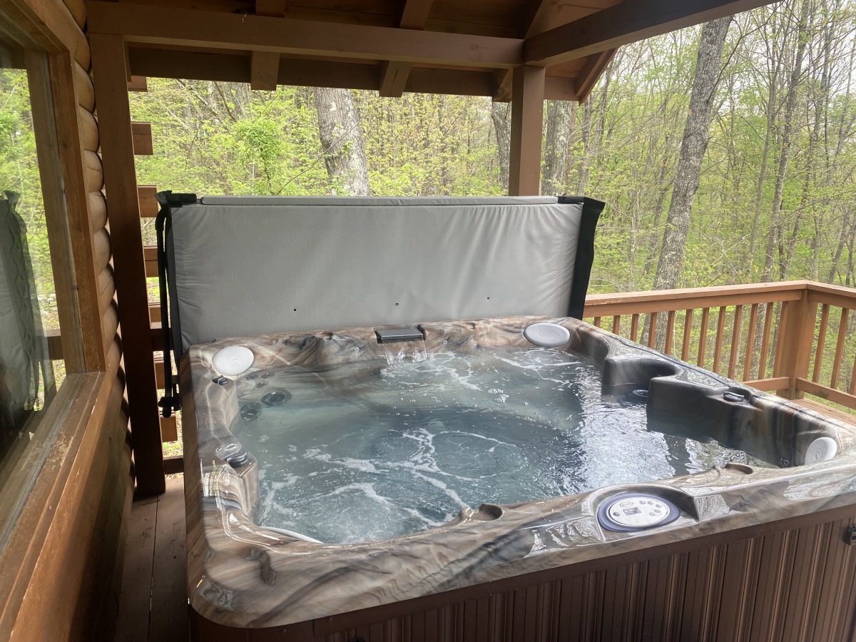 Aspen Ridge Cabin Rentals Blue Ash by Aspen Ridge