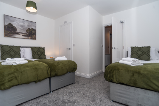 Ideal for families or mixed groups with three beds in one spacious room.