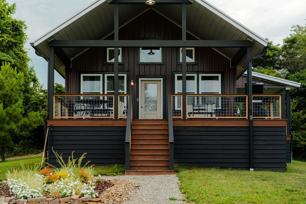 The Cottage Barn on Barton | Photo 40