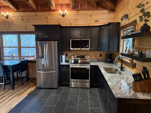 Cloud 9 Treehouse, Logan, United States - Hockinghills