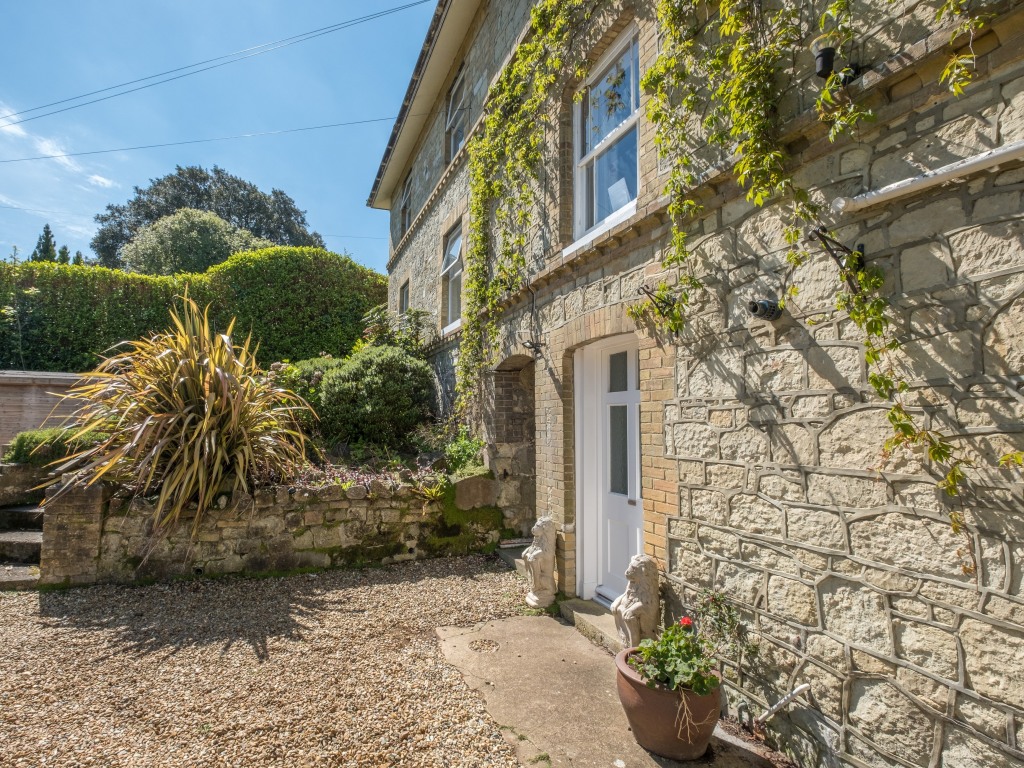 Luccombe Villa Holiday Apartments, Shanklin | Home