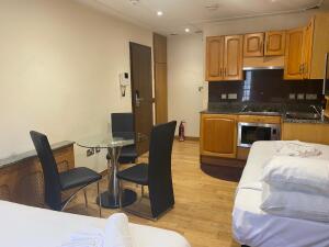 Apt.14Picture represents the type Apartment En-suite with Shower. It might not be exactly the same as per booking. All same type of apartments are allocated subject to availability per booking