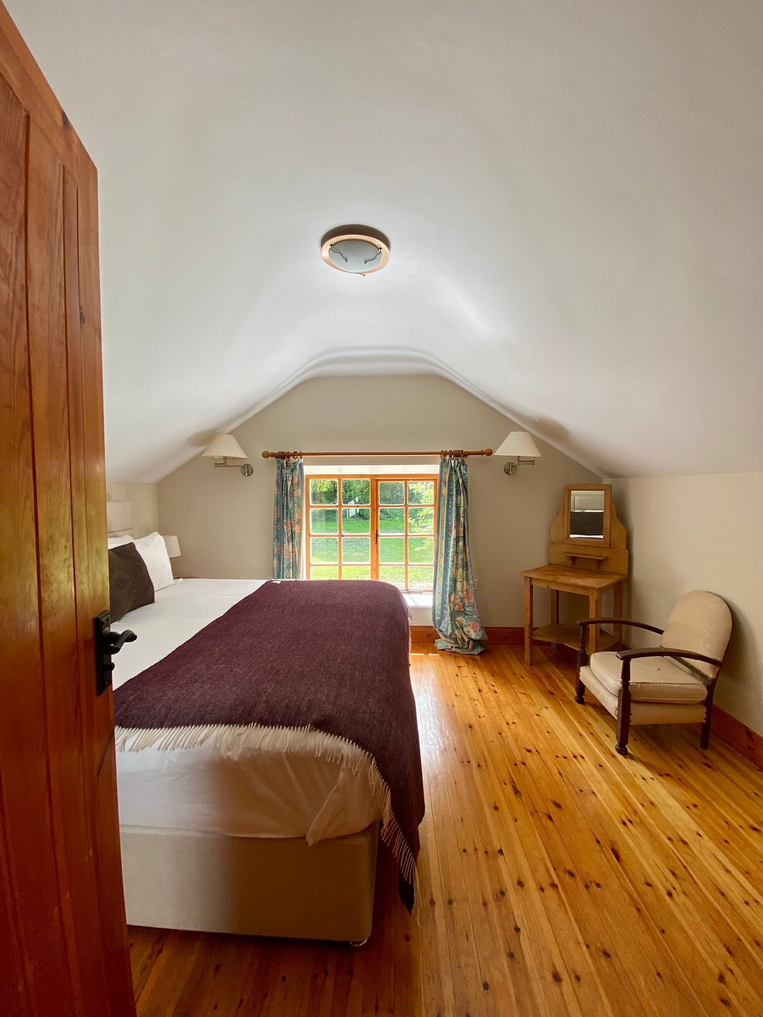 The Manor House 5