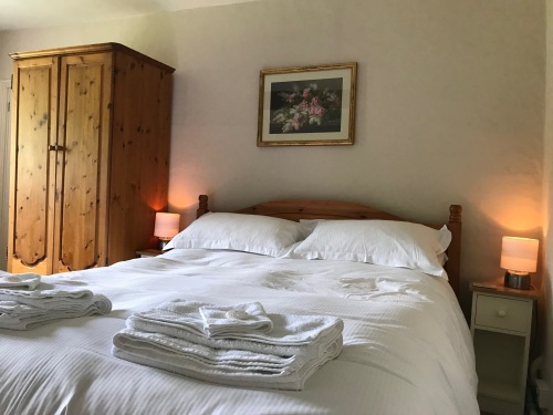 Double room-Ensuite-(King Size bed)  - Base Rate
