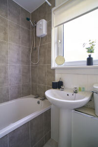 Bathroom 4