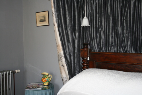 Standard king room