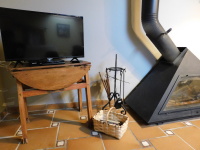 Chimenea y TV