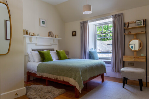 Wren - Bedroom