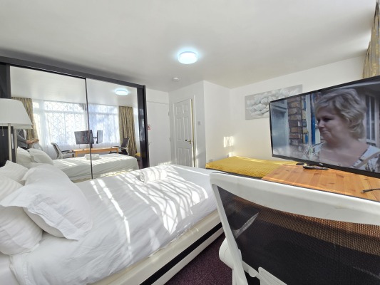 Room 3