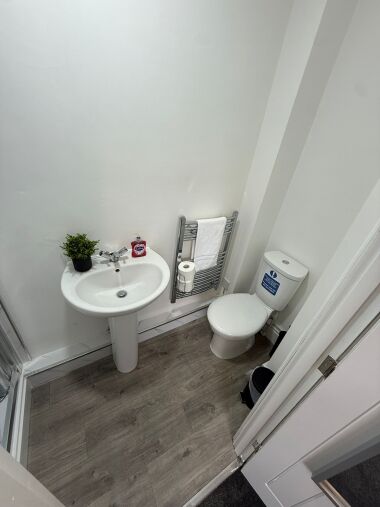 Room 4 En-suite