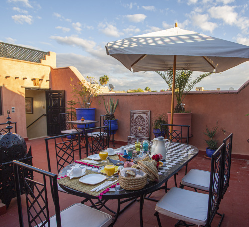 Petit déjeuner Terrasse