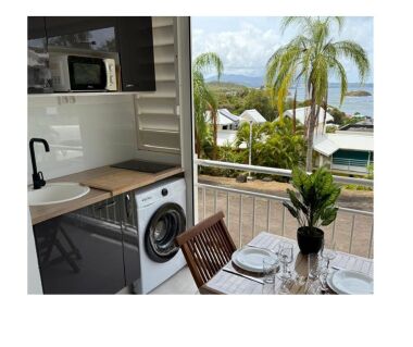 Outdoor dining area on the veranda