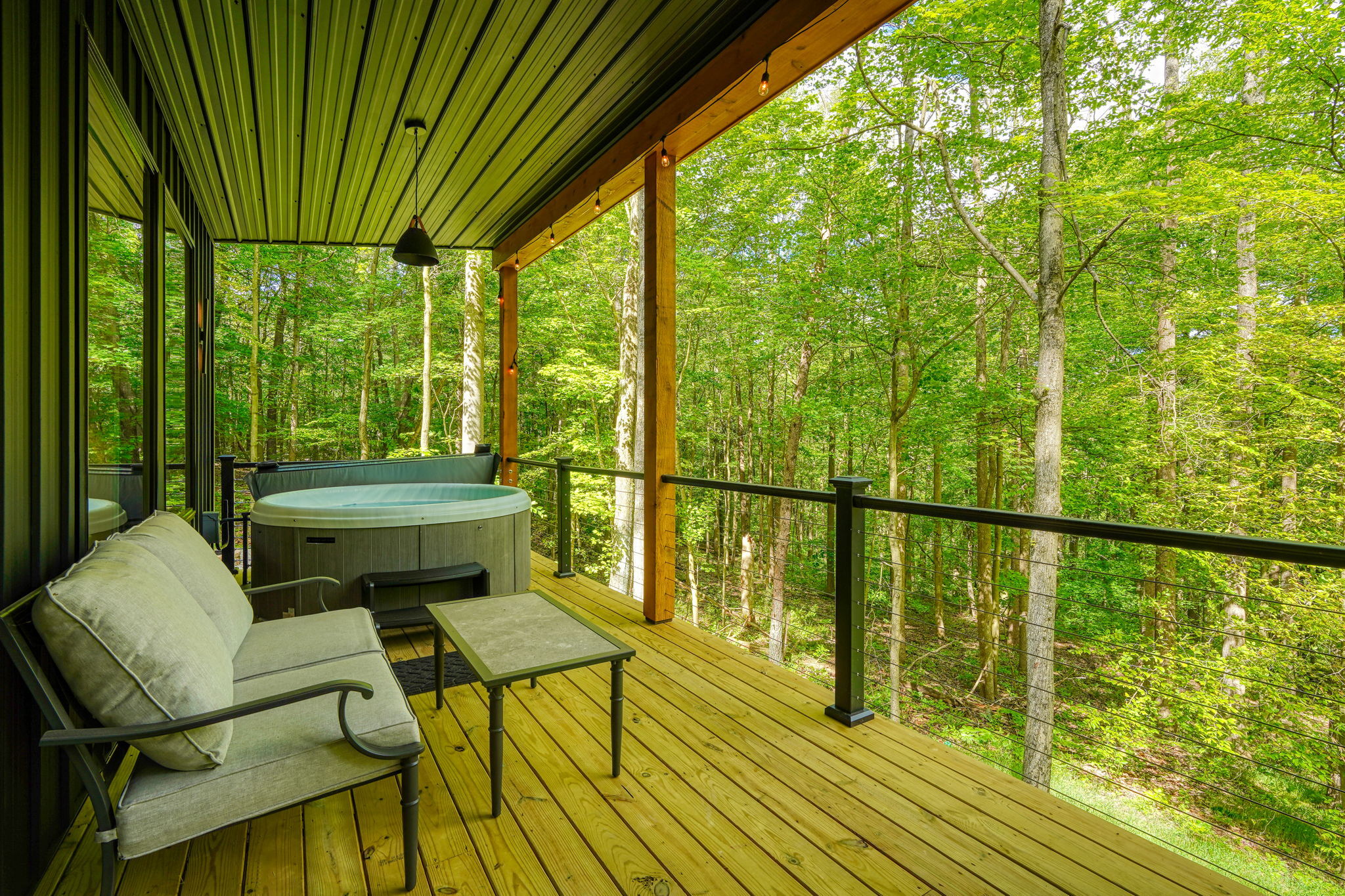 Honeymoon Hollow | Photo 36