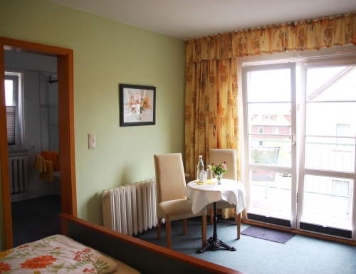 Doppelzimmer mit Balkon