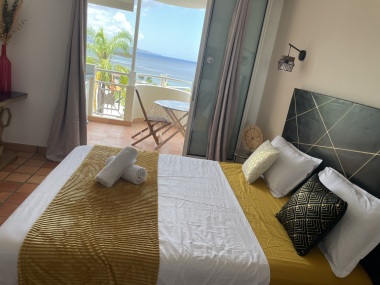 Studio 219 Tartane La Baie  vue mer