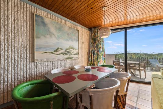 Dining table with 6 chairs