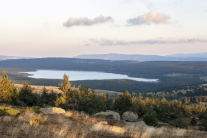 Lac de Charpal à 10 min du gite