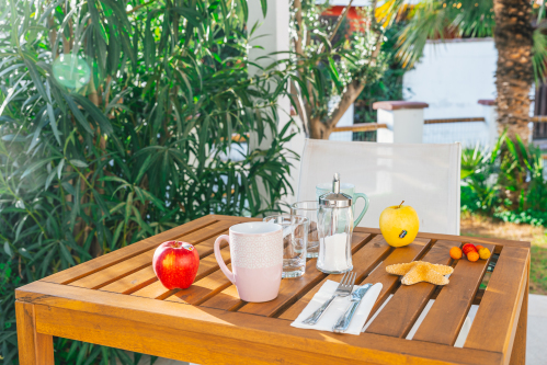 colazione in giardino