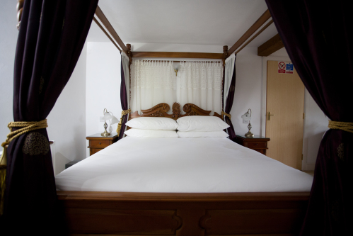 Double room-Kingsize Double bed-King-Ensuite with Bath - Base Rate