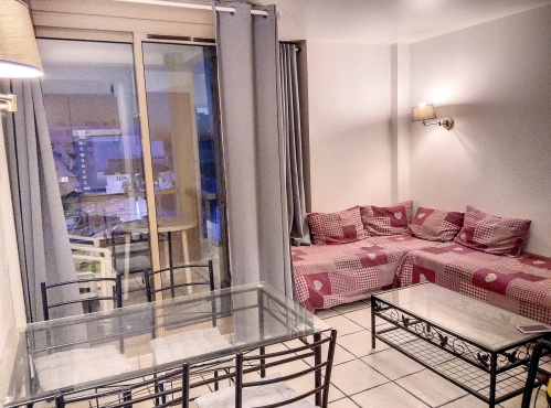 table à manger pour 4 personnes