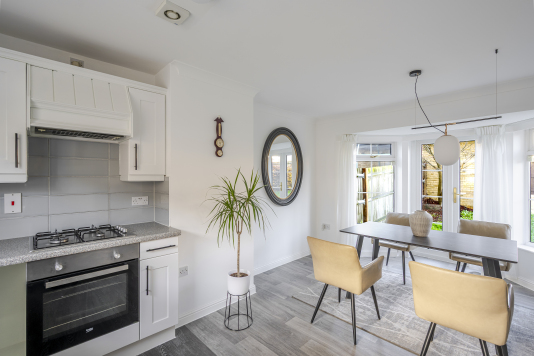 A stylish, modern kitchen designed for both convenience and creativity. Sleek worktops, quality appliances and thoughtful layout make cooking a pleasure, whether you’re preparing a simple breakfast or a gourmet dinner. Bright, open and beautifully finished, this space invites you to gather, cook and enjoy—where everyday meals feel like a special occasion.