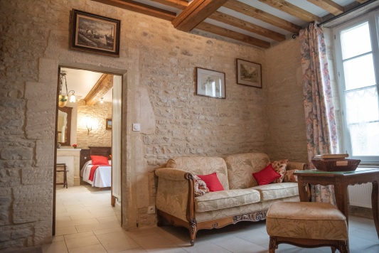 Salon - Entrée (Studio - 1er étage)