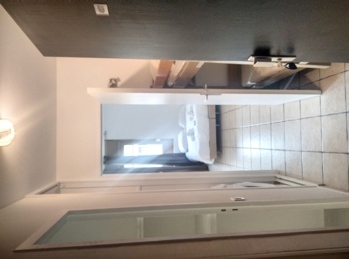 lits superposés dans l'entrée