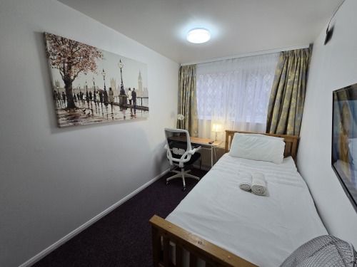 Room 6