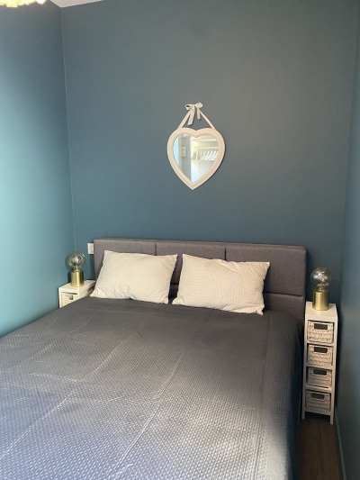 chambre à l'étage, lit queen size