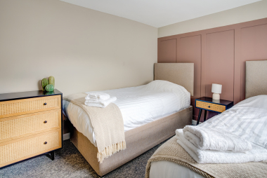 Bedroom 4 - Twin Singles (Ground Floor)