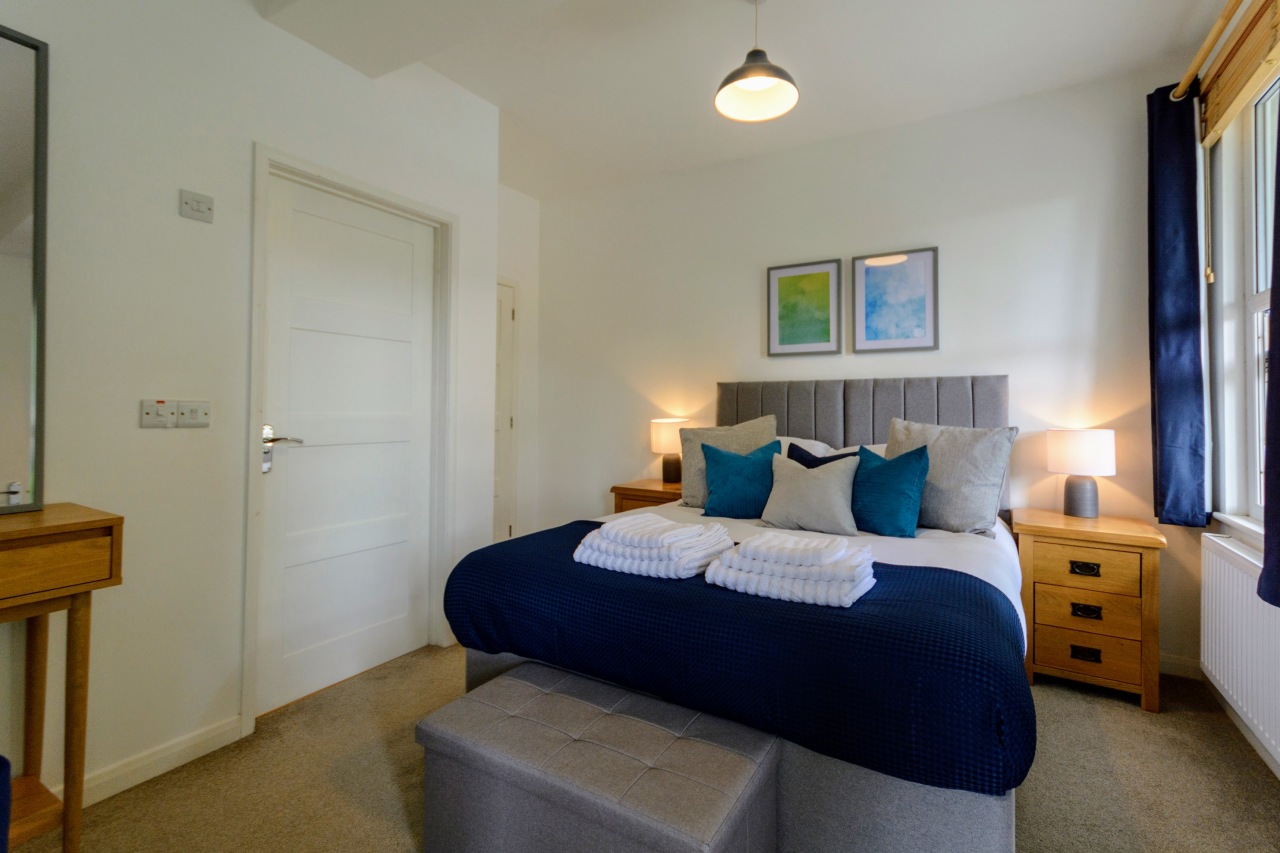 Crescent House Apartments, Telford Apartments