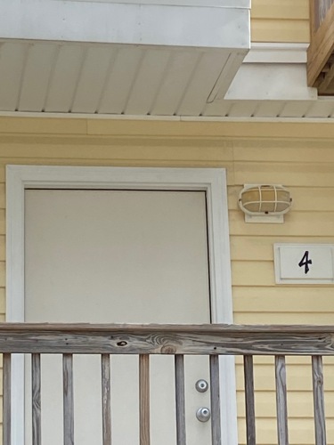 Front Beach Road Side Unit #4
