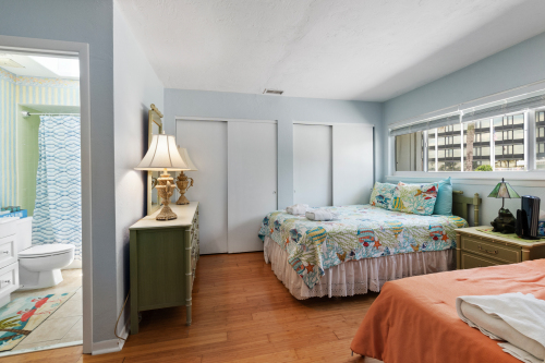 Bedroom 2 with Bathroom