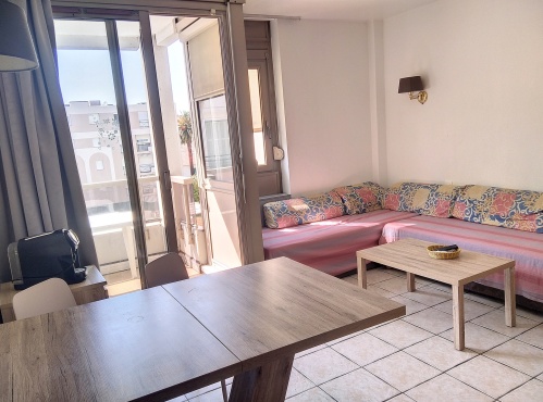 couchage double dans le salon