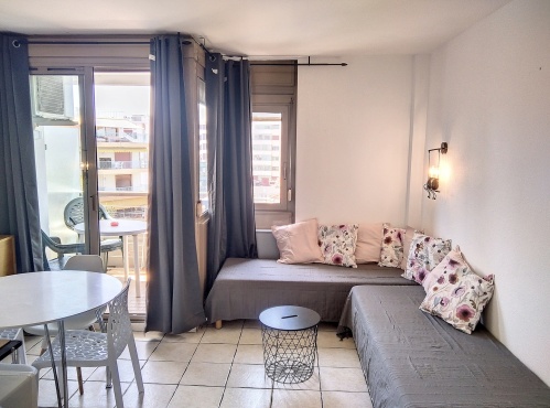 2 lits simples ou lit double dans le salon