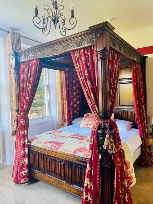 Double room-Superior-Ensuite-Four Poster