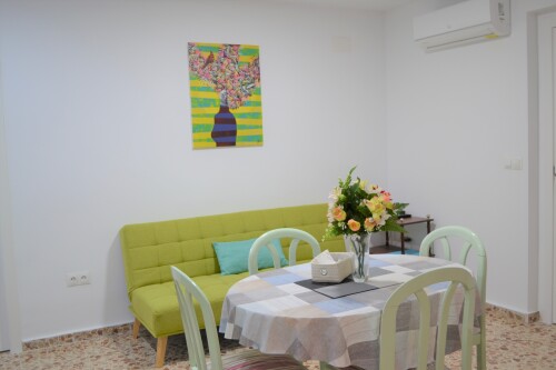 Luounge and dining area