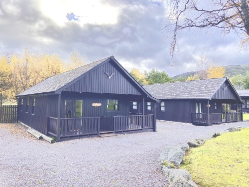 Braemar Lodge Cabins - 