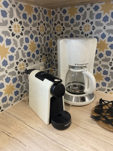 cafetière familiale et Nespresso