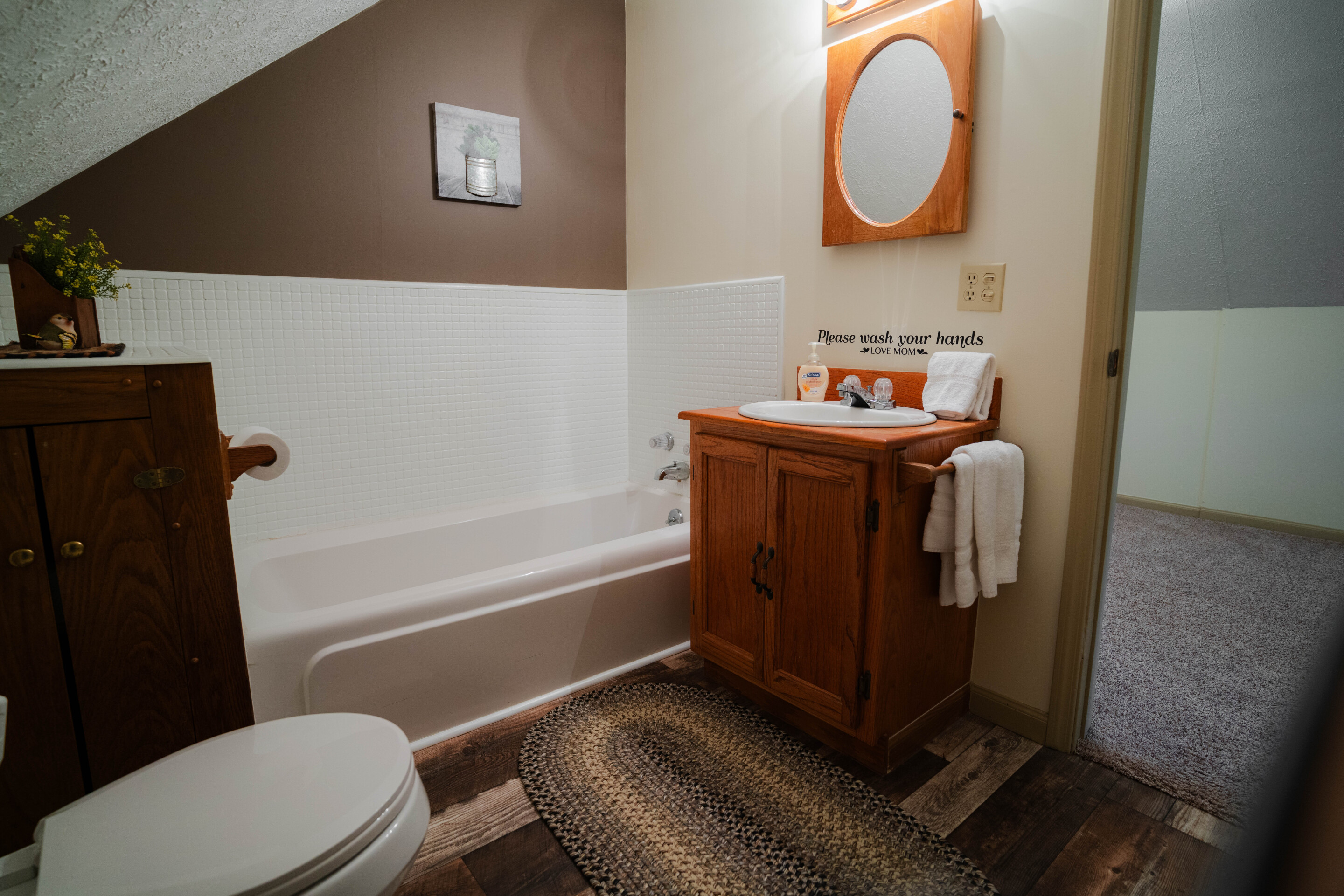 Tenant House | Photo 21