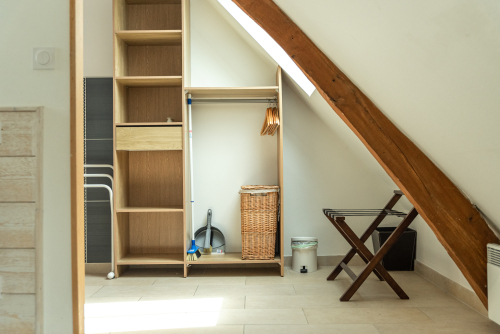 Dressing (Appartement mansardé 2ème étage)