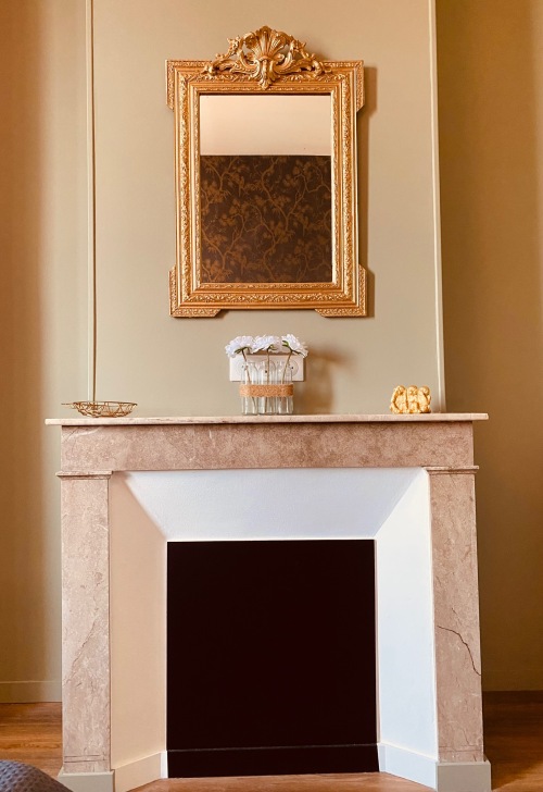 cheminée dans la chambre