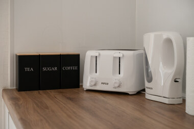Tea & Coffee Facilities, plus Toaster